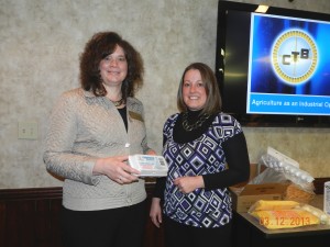 Kelly Heckaman, Purdue Extension Educator and KLA Cadet Dacy Newman, Helvey & Associates discuss Agri- Business in Kosciusko County.