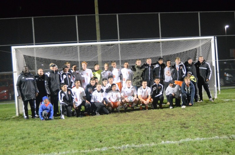 Warsaw won its' sixth straight regional championship Saturday night in Mishawaka by blanking Northridge 1-0. The No. 9 Tigers return home next Saturday to play in the semi state.