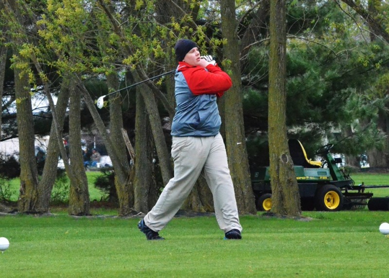 Whitko's Tim Gensch looks at his drive.