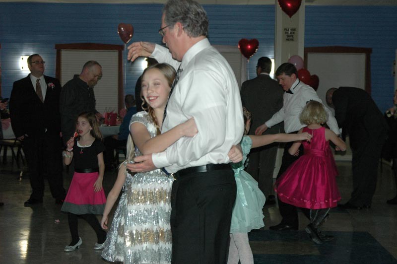 Warsaw-Daddy-Daughter-Dance-2015-Sydney-and-Mike-Morel