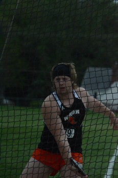 Andrew Scheidt placed second in the discus for Warsaw.