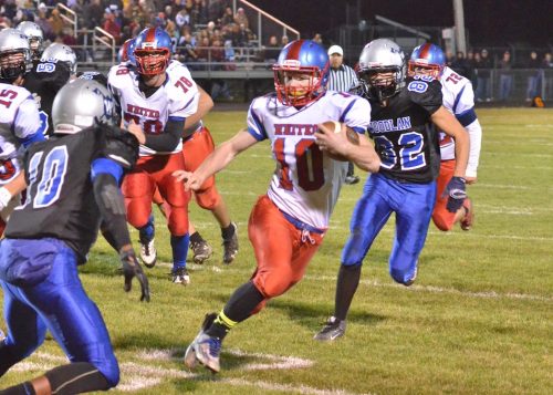 Garrett Elder (10) will make the transition from quarterback to halfback for the Wildcats this season as they look to defend their division title and once again make a deep run in the sectional. (File photo by Nick Goralczyk)